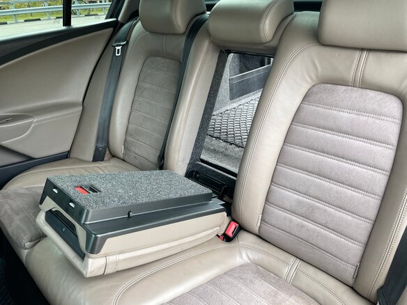 2008 Volkswagen Passat B6, чёрный, 1050000 рублей - вид 10
