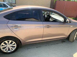 2019 Hyundai Solaris II, коричневый, 1400000 рублей, вид 4