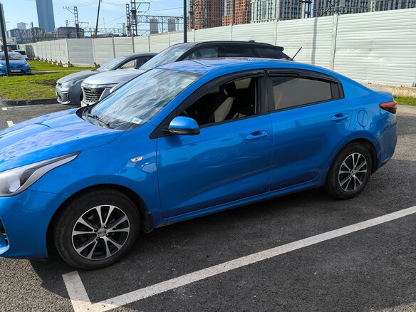2017 Kia Rio IV, синий, 1200000 рублей