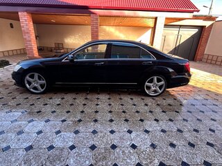 2010 Mercedes-Benz S-Класс 500 V (W221) Рестайлинг, чёрный, 1600000 рублей, вид 2