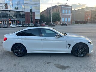 2018 BMW 4 серии Gran Coupe 430i xDrive F32/F33/F36 Рестайлинг, белый, 2950000 рублей, вид 3