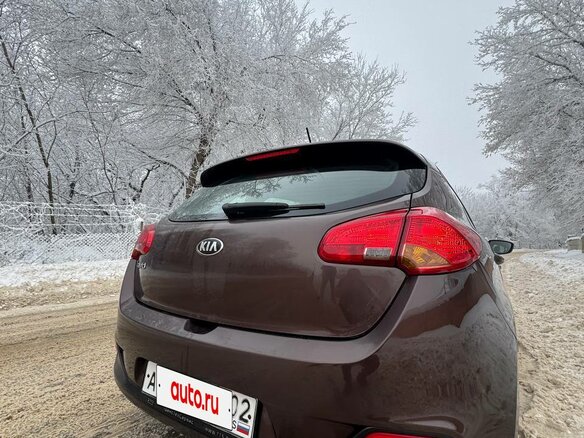 2013 Kia Ceed II, коричневый, 850000 рублей - вид 6