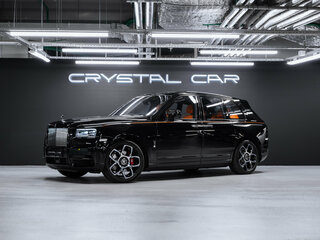 2023 Rolls-Royce Cullinan Black Badge I (Series I), чёрный, 40700000 рублей, вид 1