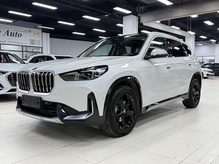 Открыть фотографии: BMW X1 III (U11/U12)