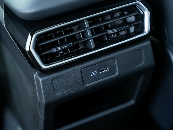 2026 Geely Cityray, белый, 3159990 рублей - вид 14