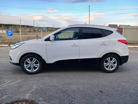 2011 Hyundai ix35 I, белый, 1100000 рублей - вид 6