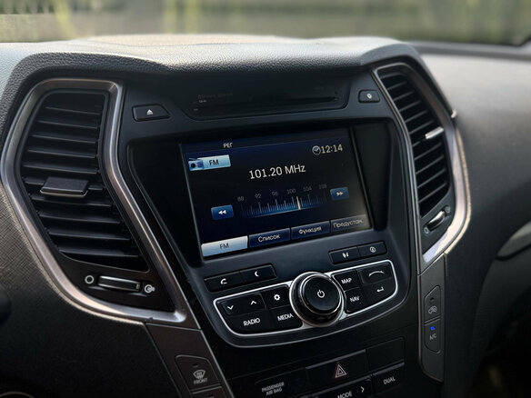 2013 Hyundai Santa Fe III, бежевый - вид 17