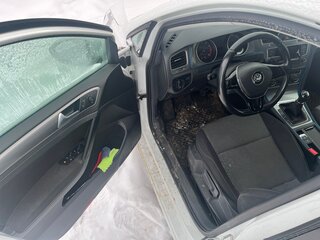 2014 Volkswagen Golf VII, белый, 850000 рублей, вид 3