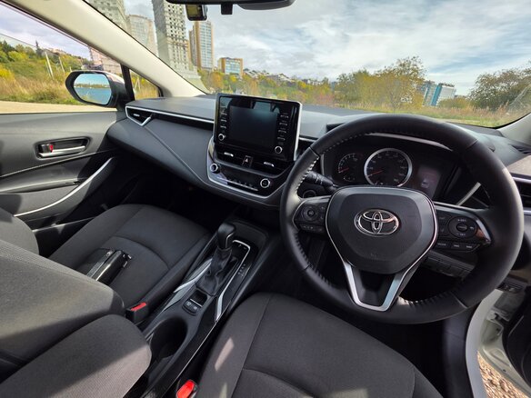 2019 Toyota Corolla XII (E210), белый, 1690000 рублей - вид 9