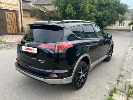 2016 Toyota RAV4 IV (XA40) Рестайлинг, чёрный, 2280000 рублей, вид 3