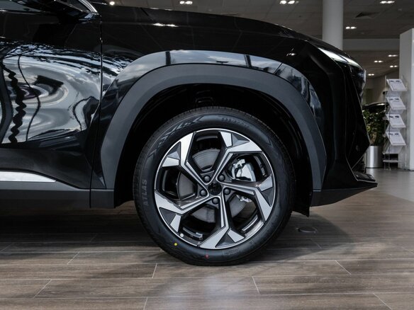 2026 Geely Atlas II, чёрный - вид 10