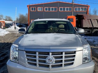 2011 Cadillac Escalade III, серебристый, 3000000 рублей, вид 1