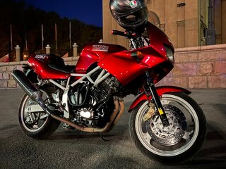 Yamaha TRX850
