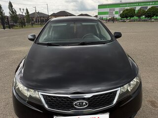 2012 Kia Cerato 6-speed II, чёрный, 725000 рублей, вид 3