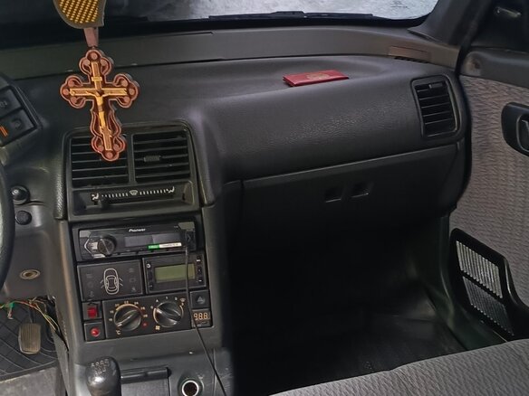 2002 Lada (ВАЗ) 2110, чёрный, 215000 рублей - вид 7