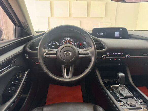 2021 Mazda 3 Axela IV (BP), серый, 1950000 рублей - вид 15