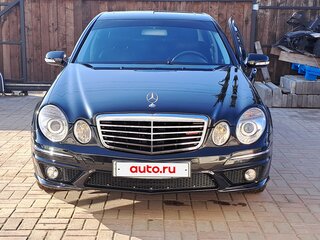 2003 Mercedes-Benz E-Класс 320 III (W211, S211), чёрный, 1350000 рублей, вид 2
