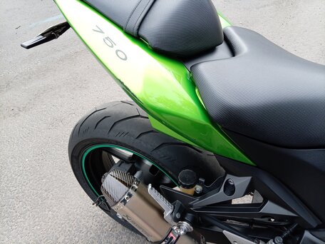 2012 Kawasaki Z 750, зелёный, 450000 рублей, вид 5