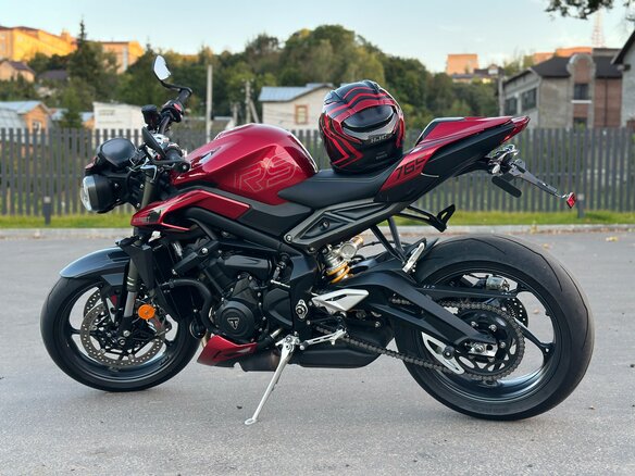 2024 Triumph Street Triple, красный, 1250000 рублей - вид 4