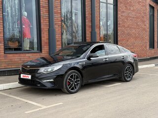 2018 Kia Optima IV Рестайлинг, чёрный, 1860000 рублей, вид 1