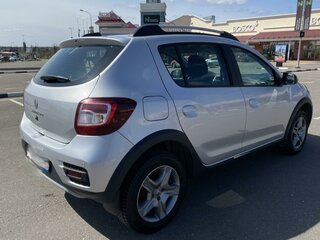 2020 Renault Sandero Stepway II Рестайлинг, серый, 1300000 рублей, вид 3
