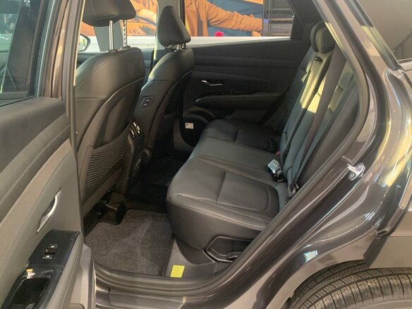 2026 Hyundai Tucson IV Рестайлинг, коричневый, 4900000 рублей - вид 8