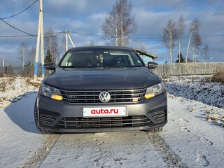 2018 Volkswagen Passat (North America and China) I Рестайлинг, серый, 1800000 рублей, вид 1
