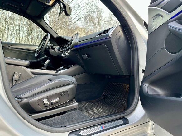 2019 BMW X3 20d xDrive III (G01), серебристый, 4600000 рублей - вид 25