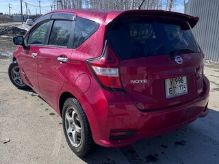 2018 Nissan Note e-Power II Рестайлинг, красный, 1250000 рублей, вид 5