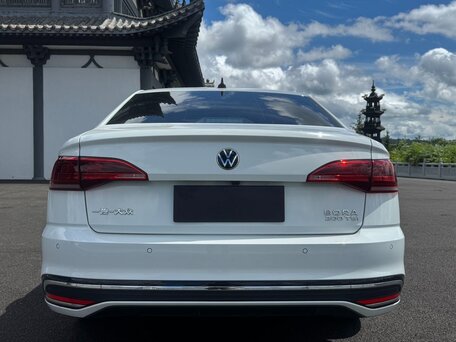 2023 Volkswagen Bora IV (China Market) Рестайлинг, белый, 1560000 рублей, вид 5