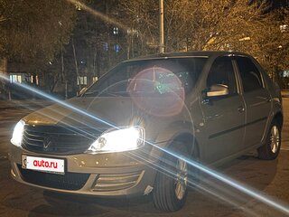 2013 Renault Logan I Рестайлинг, бежевый, 850000 рублей, вид 1