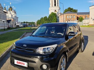 2017 Kia Soul II Рестайлинг, чёрный, 1350000 рублей, вид 1