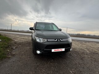 2013 Mitsubishi Outlander III, серый, 1300000 рублей, вид 2