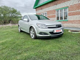 2010 Opel Astra GTC H Рестайлинг, серебристый, 840000 рублей, вид 2