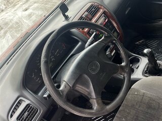 1998 Mazda 626 V (GF), красный, 300000 рублей, вид 1