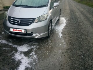 2009 Honda Freed I, серебристый, 1040000 рублей, вид 4