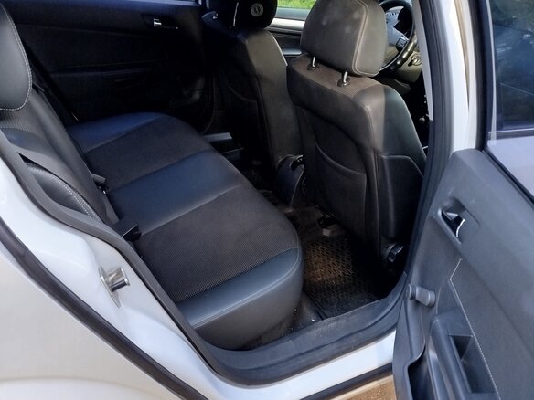 2011 Opel Astra H Рестайлинг, белый, 650000 рублей - вид 8