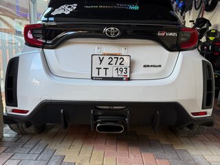 2021 Toyota Yaris IV, белый, 3550000 рублей, вид 4