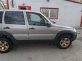 2018 Chevrolet Niva I Рестайлинг, серебристый, 630000 рублей - вид 3