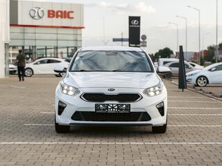 2019 Kia Ceed III, белый, 1565000 рублей, вид 2