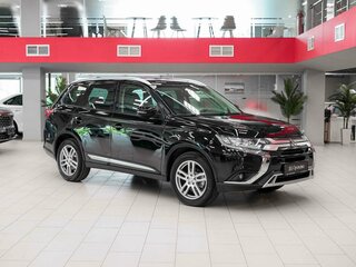2019 Mitsubishi Outlander III Рестайлинг 3, чёрный, 1950000 рублей, вид 3
