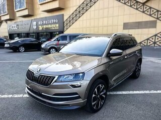 2022 Skoda Karoq DSG7 I, серый, 1770000 рублей, вид 3
