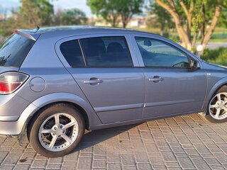 2007 Opel Astra H Рестайлинг, серый, 650000 рублей, вид 5