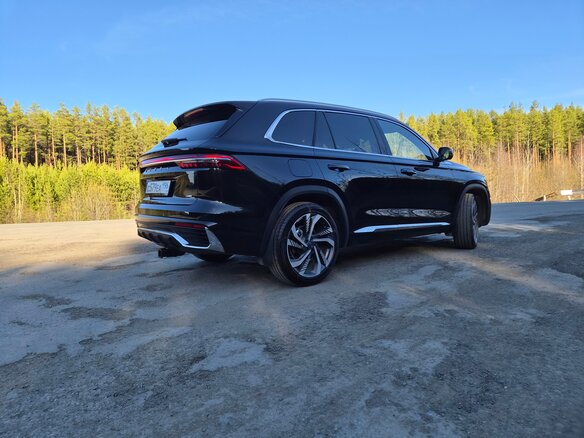2023 Geely Monjaro I, чёрный - вид 8
