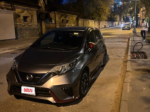 2018 Nissan Note Nismo e-Power II Рестайлинг, серый, 1550000 рублей - вид 9