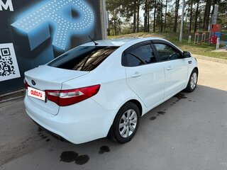 2014 Kia Rio III, белый, 800000 рублей, вид 3