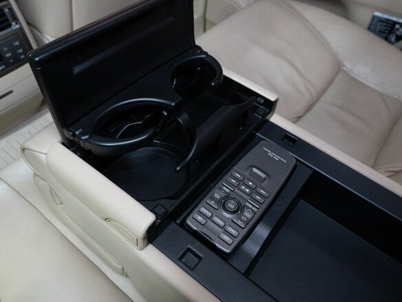 2011 Lexus LX 570 III, чёрный, 3329000 рублей - вид 20