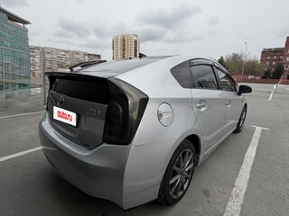 2014 Toyota Prius PHV ZVW35 III Рестайлинг (XW30), серебристый, 1450000 рублей, вид 4