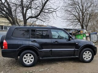 2006 Mitsubishi Pajero III Рестайлинг, чёрный, 1450000 рублей, вид 1