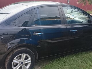 2010 Ford Focus II Рестайлинг, чёрный, 520000 рублей, вид 2